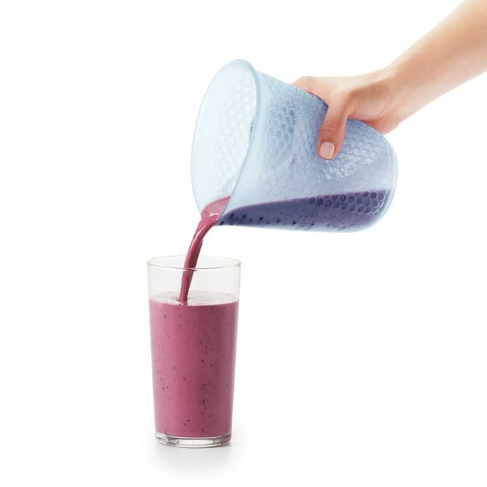 4-cup-squeeze-and-pour-measuring-cup-s9 measuring_cup_1.jpg