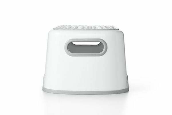 step-stool-gray-m4 tot_63116500_3b.jpg