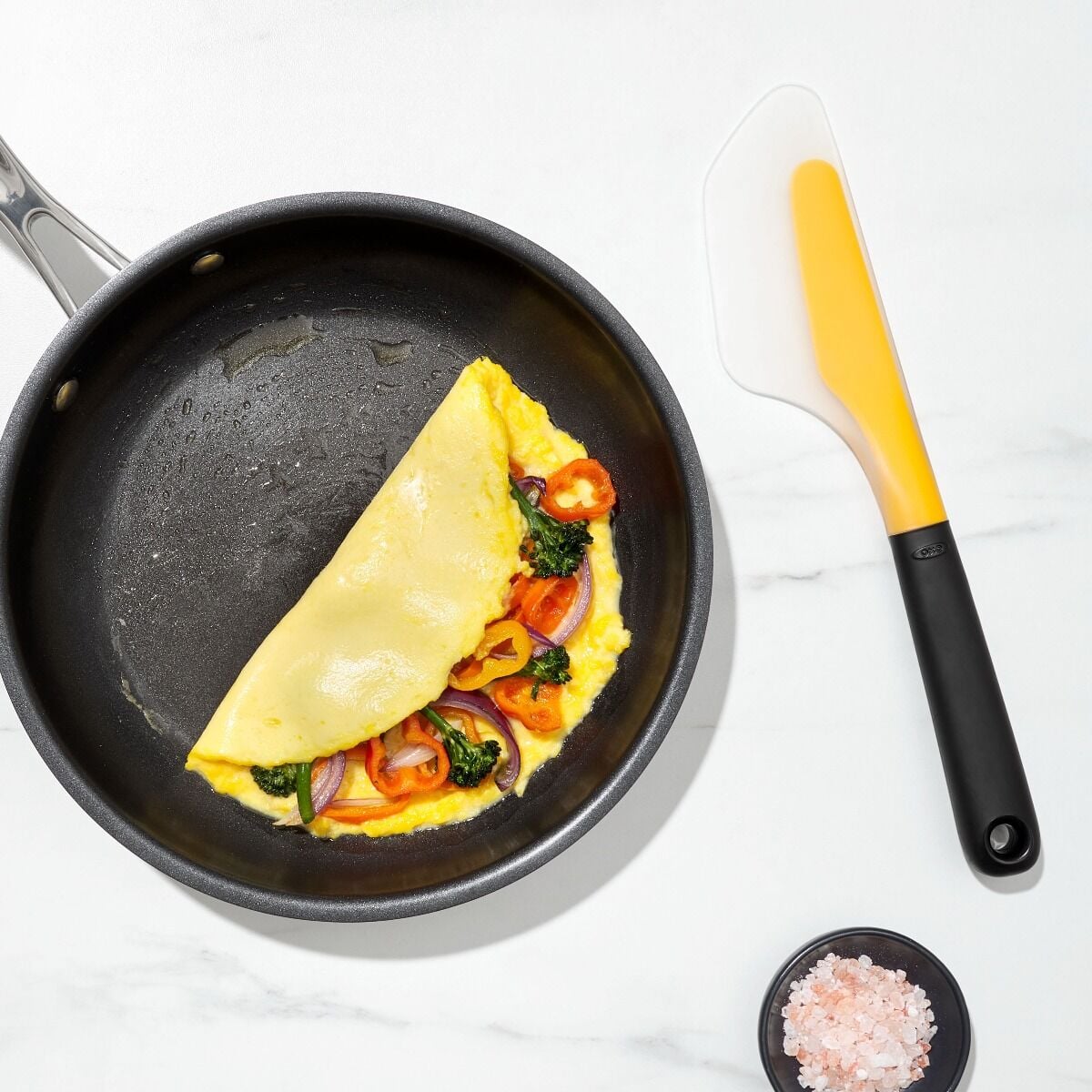 small-flip-and-fold-omelet-turner-r8 gg_11140800_9.jpg