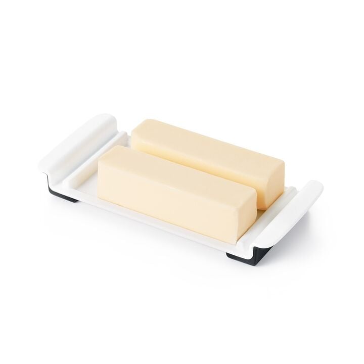 oxo-good-grips-wide-butter-dish-u5 gg_11198400_1d.jpg
