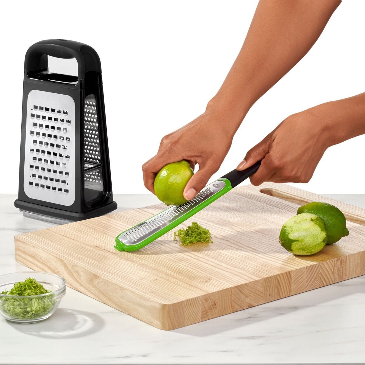 etched-box-grater-with-removable-zester-v3 gg_11231700_4a.jpg