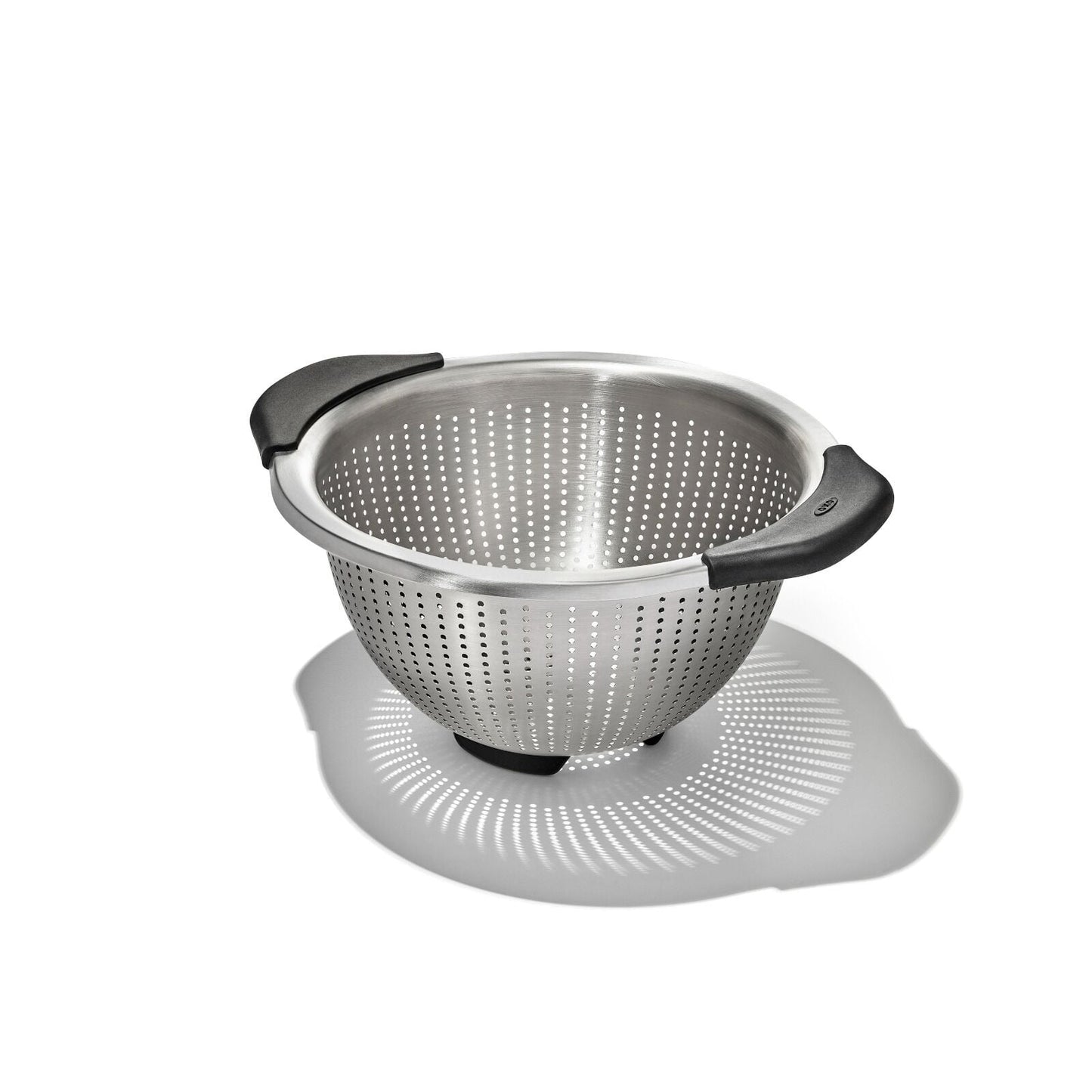 stainless-steel-3-qt-2-8l-colander-u9 gg_11330800_stainlesssteelcolander3qt_02_rgb.jpg