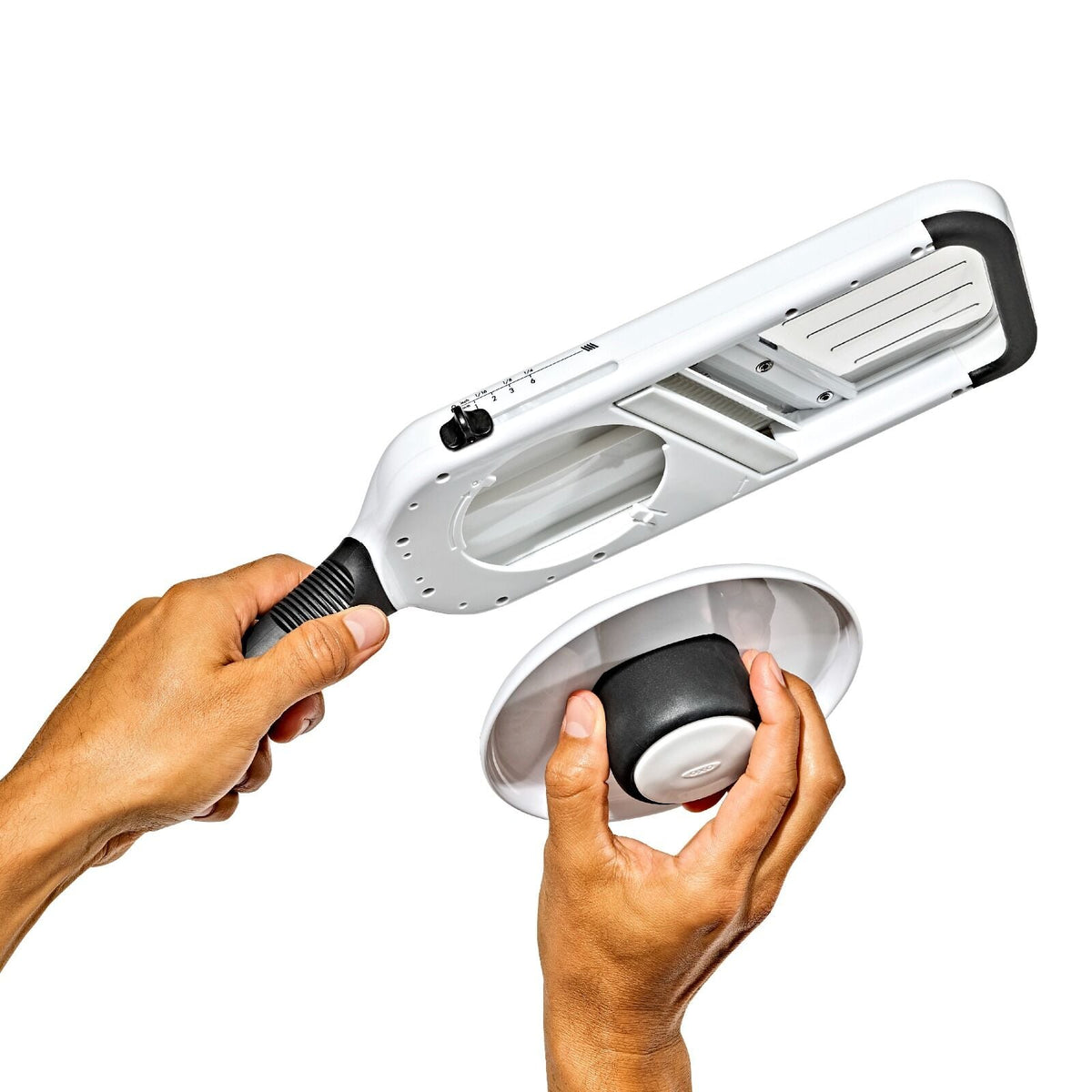 precision-handheld-mandoline-u4 gg_11391800_precisionhandheldmandoline_pdp_05.jpeg