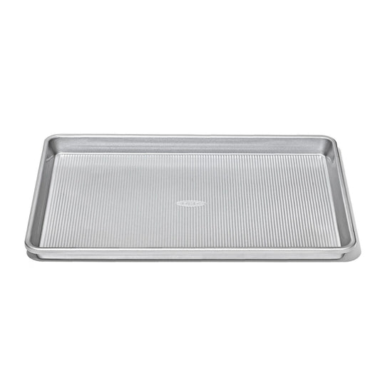 non-stick-pro-clear-coated-half-sheet-pan-m2 gg_11435300_half-sheet-pan_apdp_00_main.jpeg