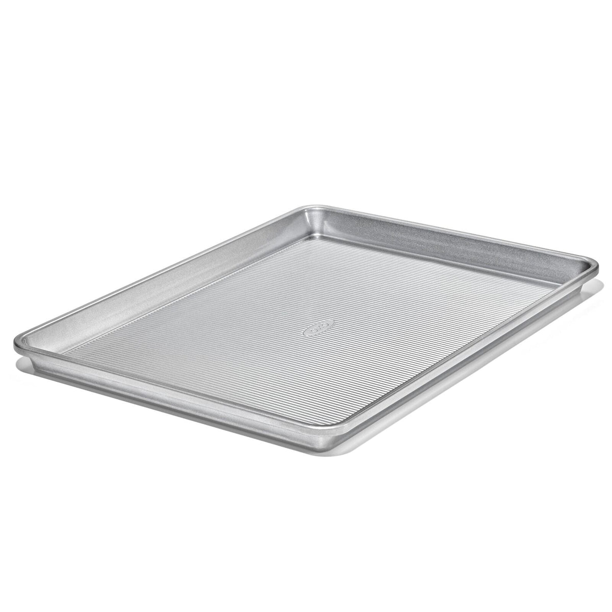 non-stick-pro-clear-coated-half-sheet-pan-m2 gg_11435300_half-sheet-pan_pdp_04.jpeg