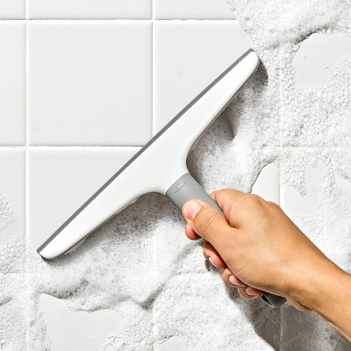 multi-use-squeegee-with-hook-q9 gg_12397800_multiusesqueegeehook_pdp_02.jpg