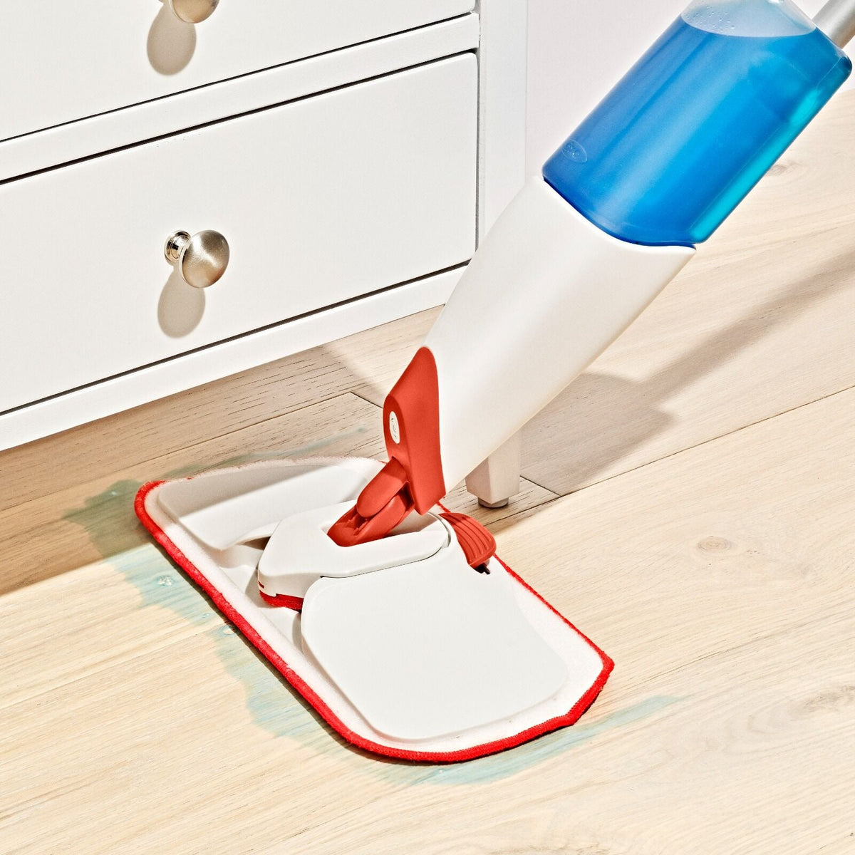 microfiber-spray-mop-t9 gg_12422900_spray-mop_pdp_06.jpeg