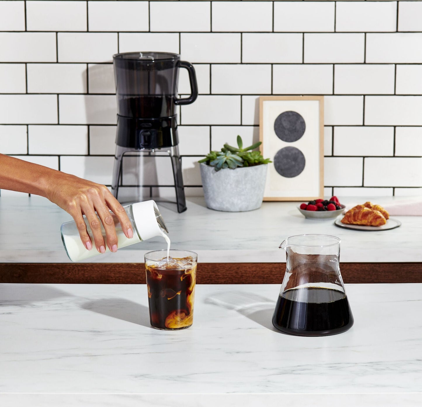 cold-brew-coffee-maker-l0 gg_1272880_9c.jpg