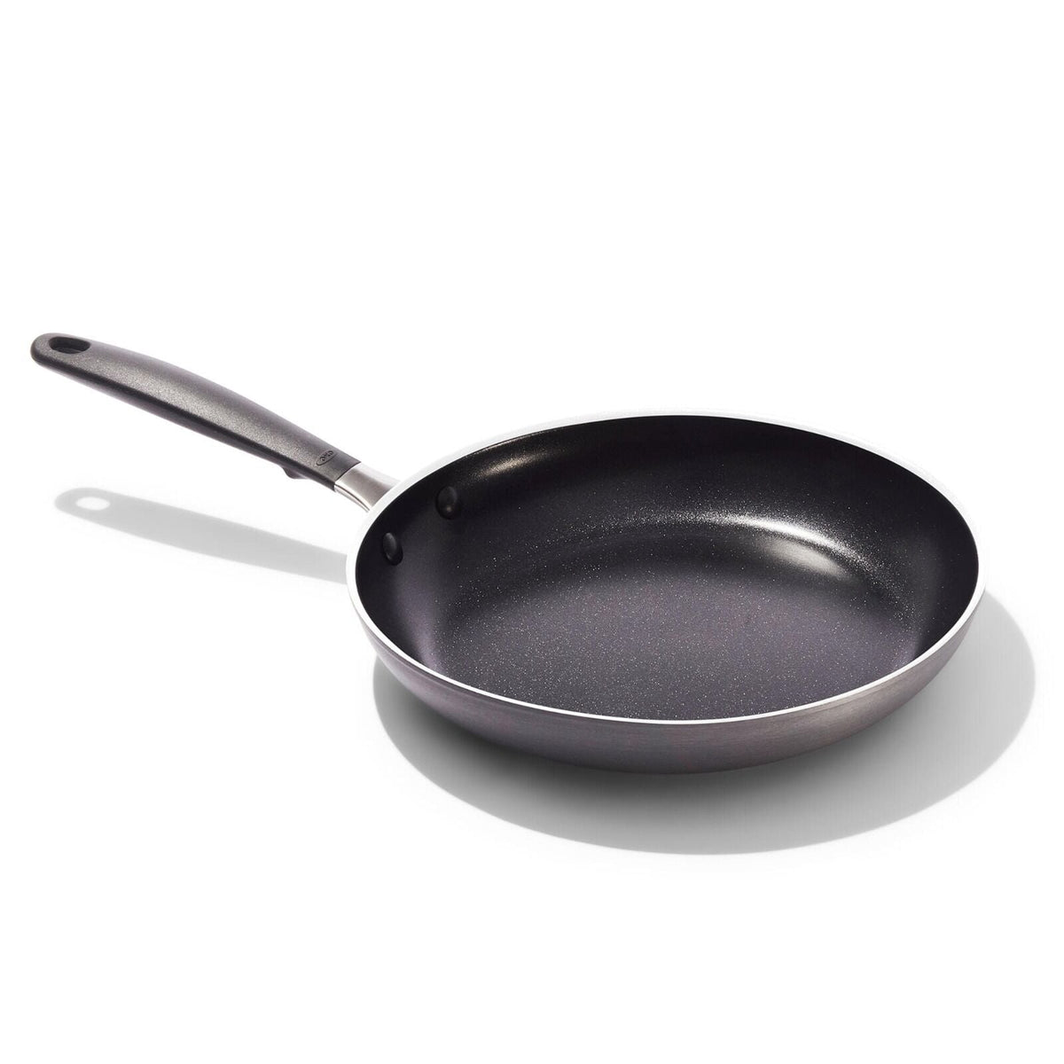 non-stick-pro-every-day-10-inch-fry-pan-m8 oxo_cc010469-001_nonstick-everyday-10in-fry-pan_pdp_01.jpg