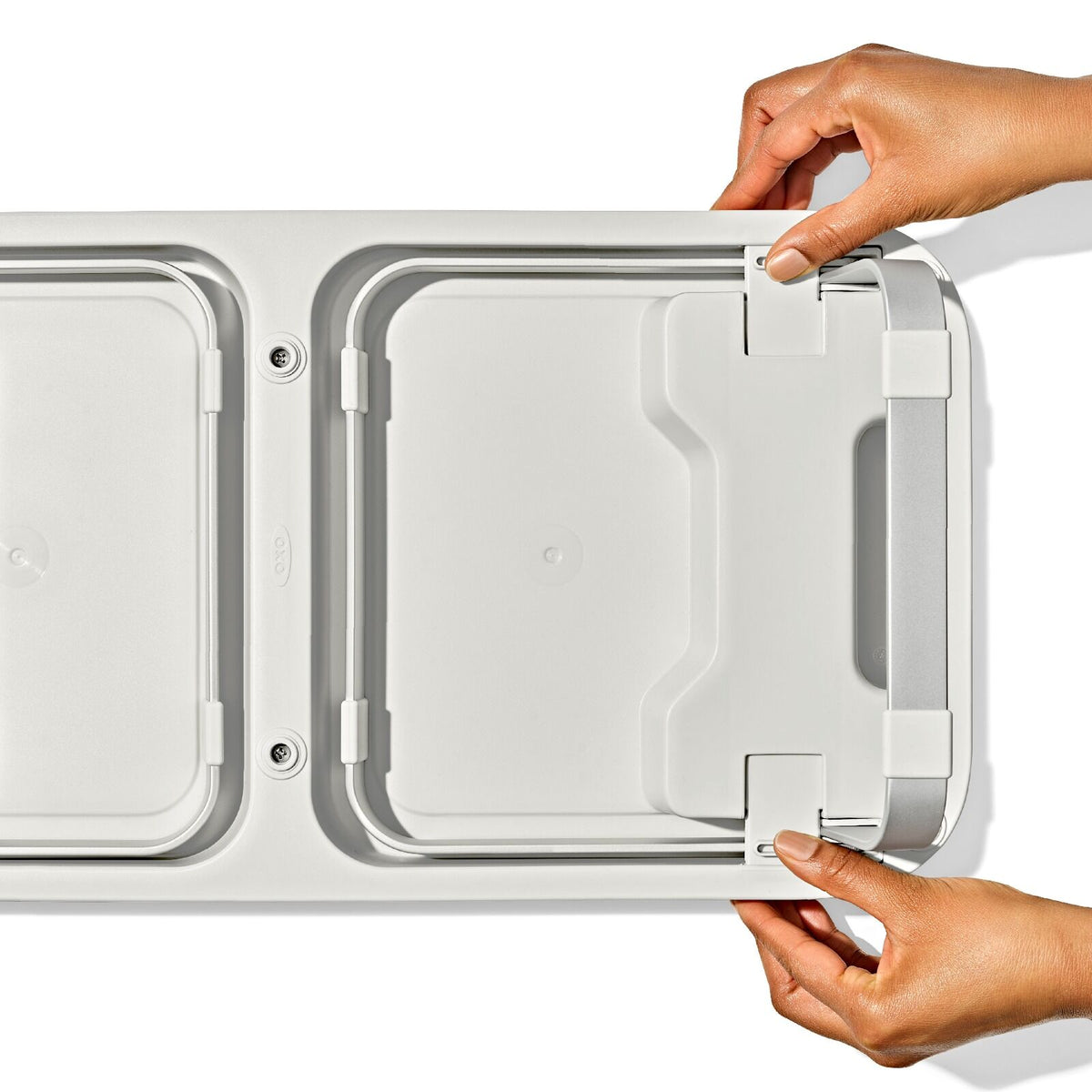 oxo-pet-adjustable-elevated-feeder-u0 pet_7102300_elevated-feeder_pdp_03.jpeg
