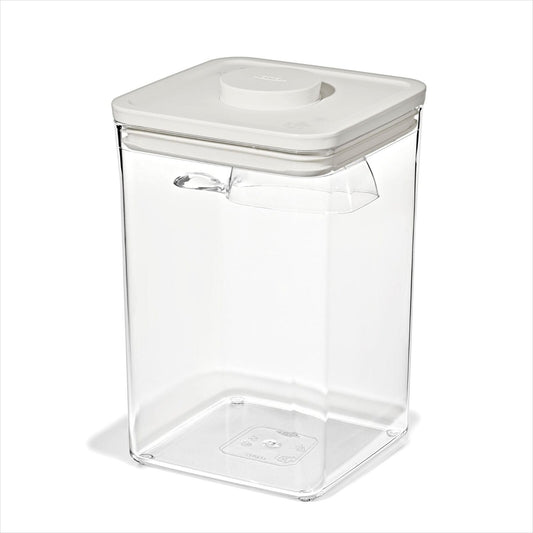 oxo-pet-pop-container-with-scoop-big-square-medium-4-4-qt-4-2-l-m6 pet_7102600_pop-4p4qt_apdp_00_main.jpeg