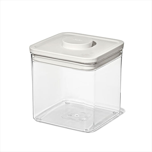 oxo-pet-pop-container-big-square-short-2-8-qt-2-6-l-r7 pet_7102800_pop-2p6qt_apdp_00_main.jpeg