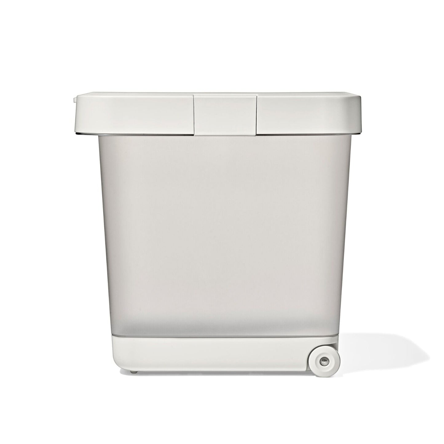 oxo-pet-airtight-food-container-with-scoop-large-l3 pet_7301500_airtight-food-container-large_pdp_07.jpeg
