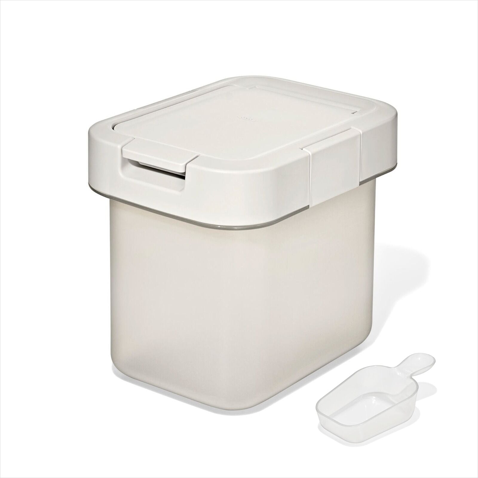 oxo-pet-airtight-food-container-with-scoop-small-v3 pet_7301700_airtight-food-container-small_apdp_00_main.jpg