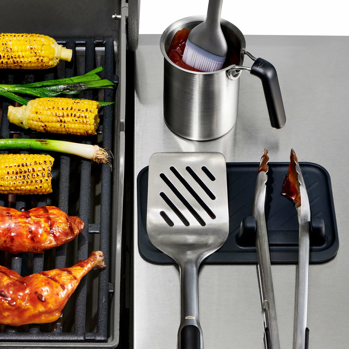 grilling-tool-rest-v0 sw_21185800_052020_7_rgb_1_.jpg